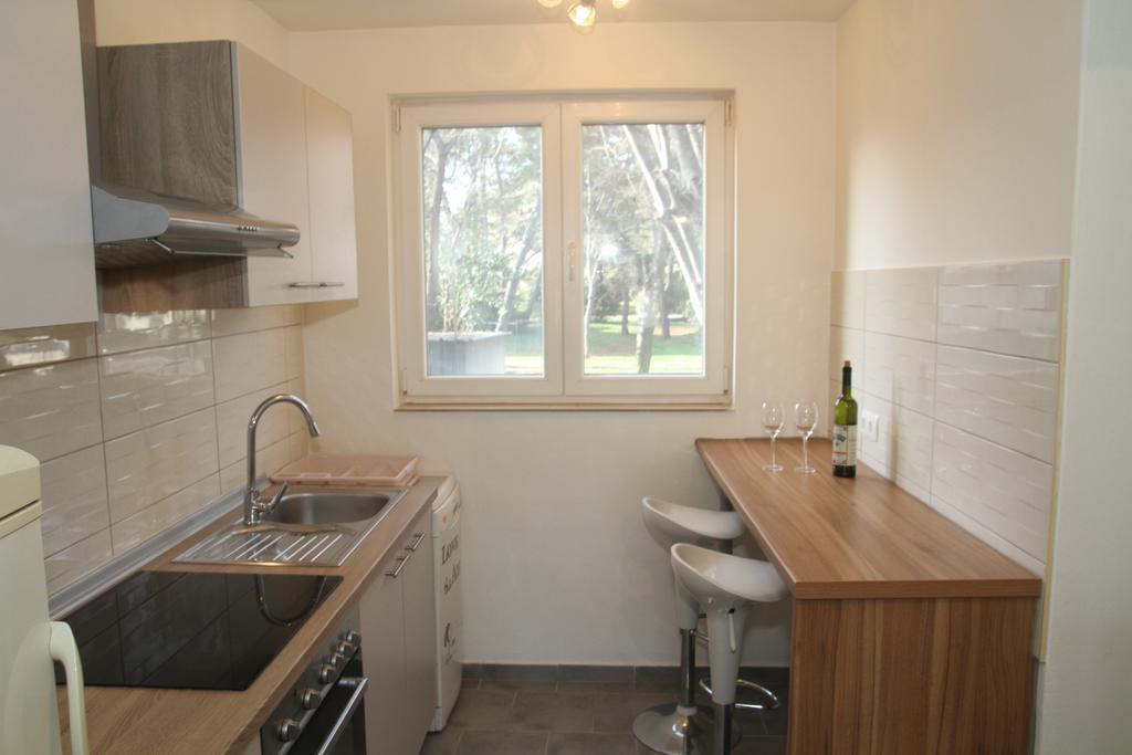 Apartment Lovrin Zára Kültér fotó